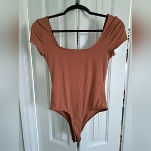 rue21 Coral Bodysuit, size S